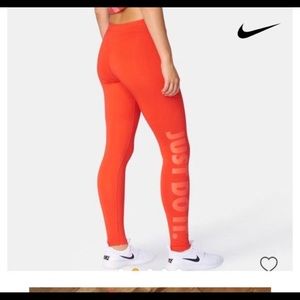 Orange nike legging